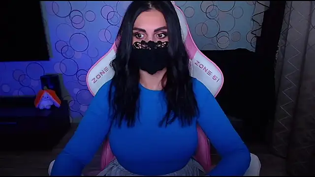   Yasmina   online show from 8, 10, 2025