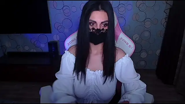   Yasmina   online show from 10, 7, 2026