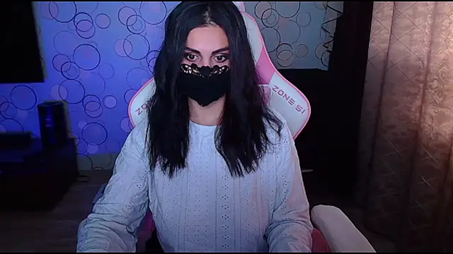   Yasmina   online show from 19, 10, 2025