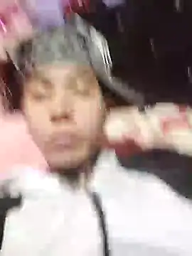 bad couple sex online show from 28, 1, 2025