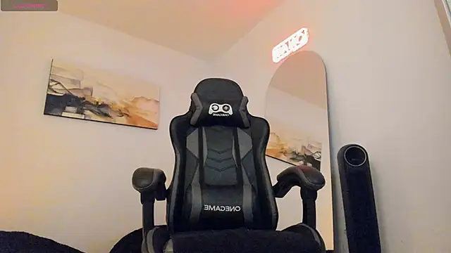 LucianSinclair online show from 26, 1, 2025