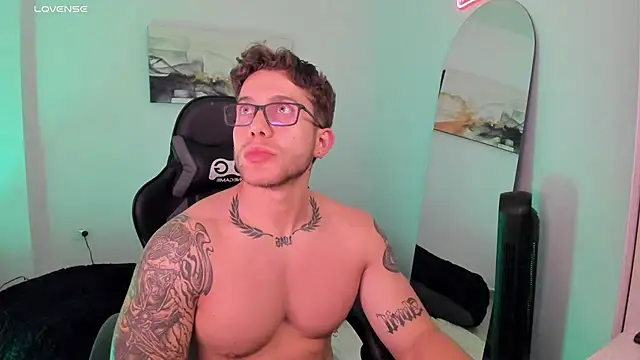 LucianSinclair online show from 20, 2, 2025