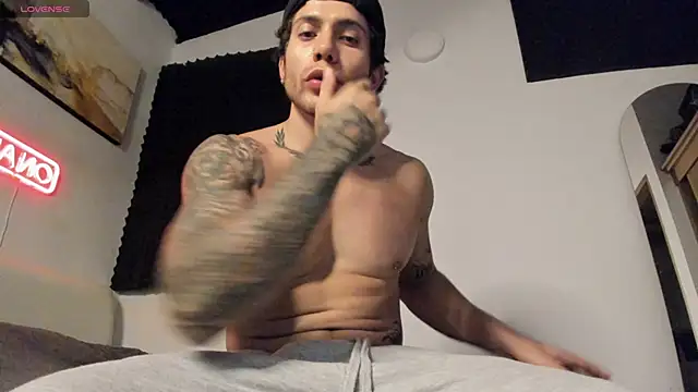 Snapshot of LucianSinclair chatting on 23, 2, 2026 LucianSinclair online show from 23, 2, 2026