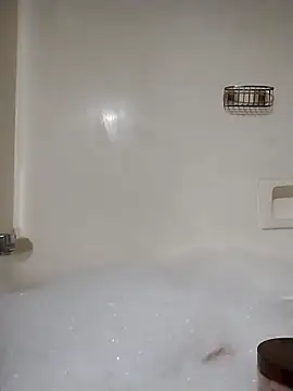 Everlyrose27 online show from 9, 1, 2026