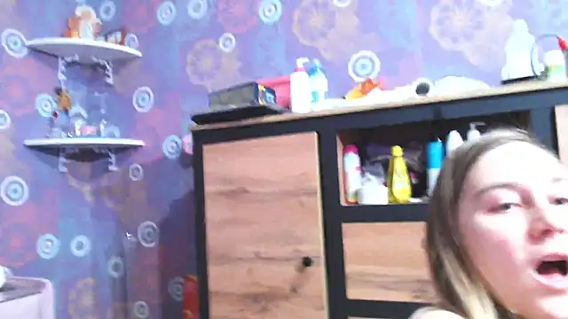 SquirtyAlice online show from 6, 3, 2025