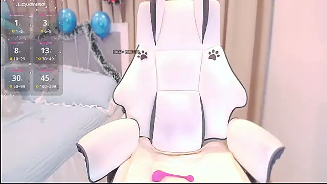 PimChanOK online show from 19, 12, 2025