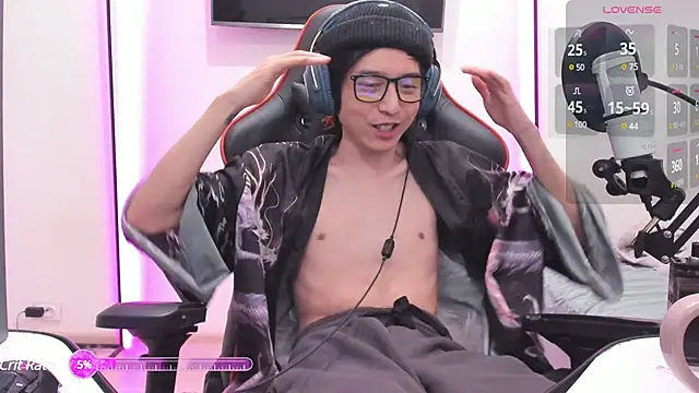 wexlee7 online show from 3, 3, 2025