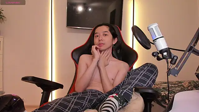 wexlee7 online show from 2, 12, 2025