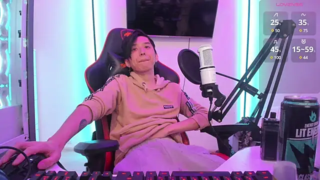 wexlee7 online show from 6, 12, 2024