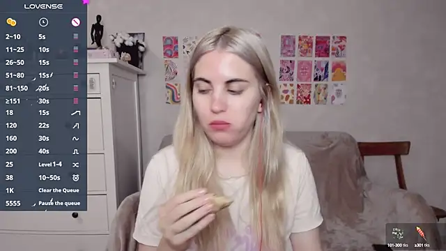 pawpaws online show from 15, 10, 2025