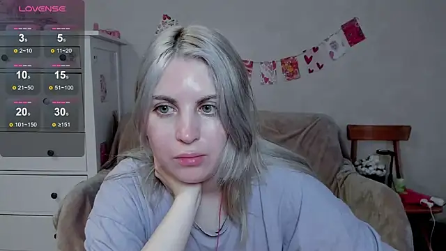 Snapshot of pawpaws chatting on 11, 6, 2026 pawpaws online show from 11, 6, 2026