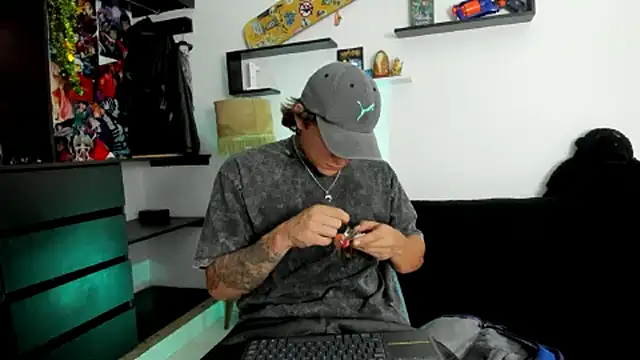 Tom Krakow online show from 10, 3, 2025