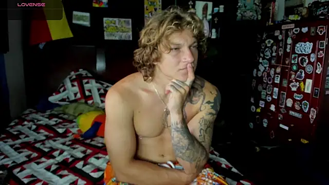 Tom Krakow online show from 4, 11, 2025