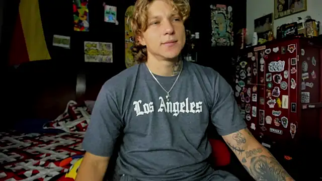 Tom Krakow online show from 28, 10, 2025