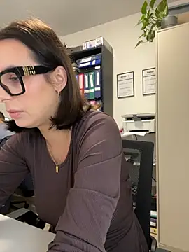 Hii Lolla online show from 23, 10, 2025