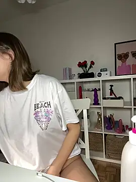 Hii Lolla online show from 2, 3, 2025