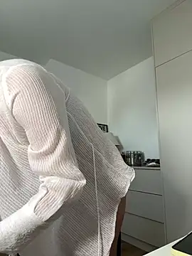 Snapshot of Hii_Lolla chatting on 1, 2, 2026 Hii Lolla online show from 1, 2, 2026