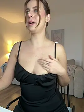 Snapshot of Hii_Lolla chatting on 24, 2, 2026 Hii Lolla online show from 24, 2, 2026