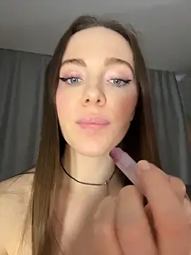 -SweetDi- online show from 3, 4, 2026