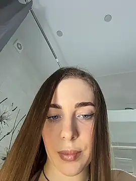 Snapshot of -SweetDi- chatting on 27, 11, 2025 -SweetDi- online show from 27, 11, 2025