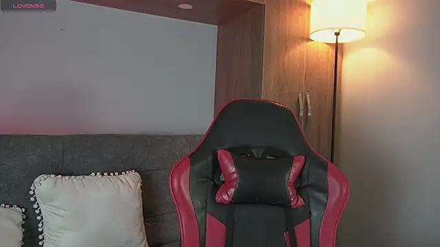 MarkHazze online show from 12, 4, 2026