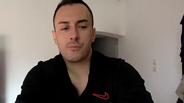 Snapshot of mainnrd chatting on 8, 10, 2025 mainnrd online show from 8, 10, 2025