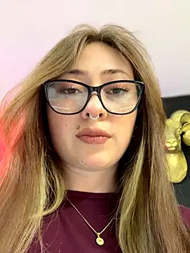 Sofii gold online show from 3, 10, 2025