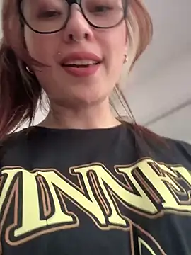 Sofii gold online show from 2, 2, 2025