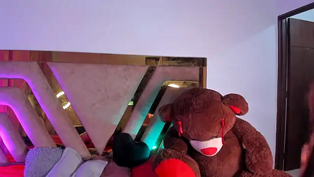 naatashamendozaa online show from 22, 2, 2025