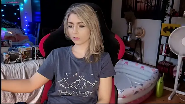 Lisaonthemoon online show from 14, 7, 2026