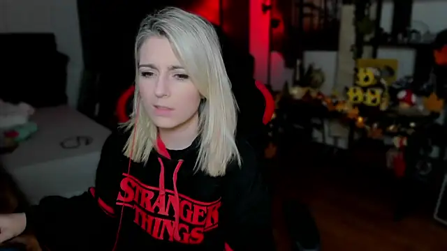 Lisaonthemoon online show from 25, 9, 2025