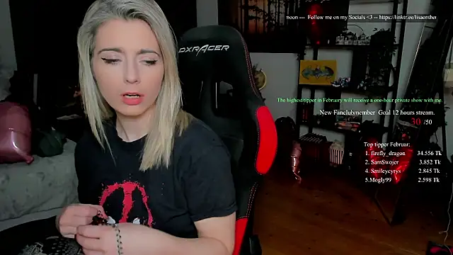 Snapshot of Lisaonthemoon chatting on 15, 2, 2026 Lisaonthemoon online show from 15, 2, 2026