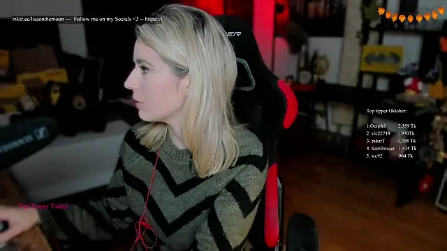 Lisaonthemoon online show from 8, 10, 2025