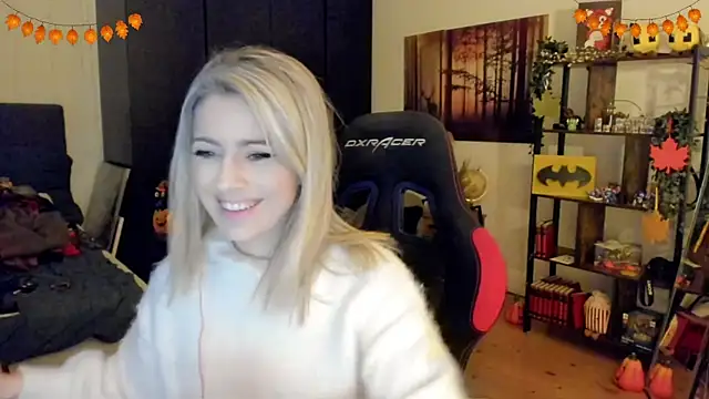 Lisaonthemoon online show from 21, 11, 2025