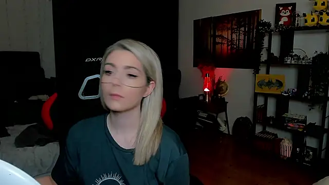 Snapshot of Lisaonthemoon chatting on 28, 2, 2026 Lisaonthemoon online show from 28, 2, 2026