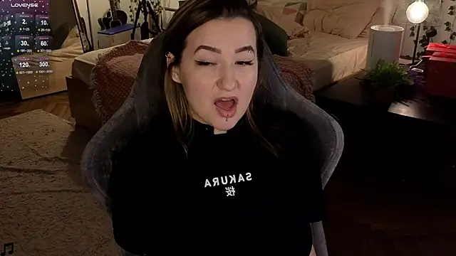 Megan  Hart online show from 15, 1, 2025