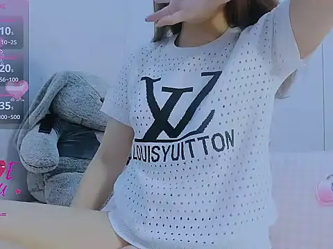 Linh diudang online show from 12, 4, 2026