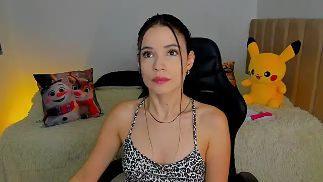 melanyrouse1 online show from 11, 1, 2026