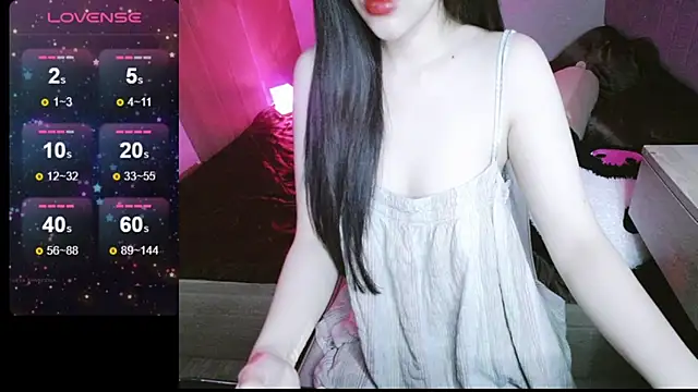  Viviann  online show from 26, 2, 2025