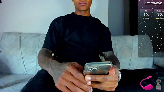 Snapshot of esteveen_ortegas_ chatting on 7, 3, 2025 esteveen ortegas online show from 7, 3, 2025