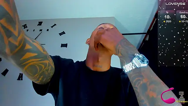 Snapshot of esteveen_ortegas_ chatting on 21, 3, 2025 esteveen ortegas online show from 21, 3, 2025