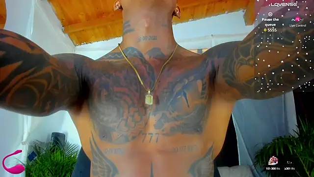 Snapshot of esteveen_ortegas_ chatting on 25, 9, 2025 esteveen ortegas online show from 25, 9, 2025