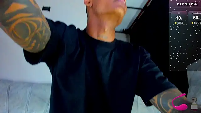 Snapshot of esteveen_ortegas_ chatting on 12, 3, 2025 esteveen ortegas online show from 12, 3, 2025