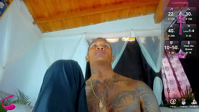 Snapshot of esteveen_ortegas_ chatting on 6, 11, 2025 esteveen ortegas online show from 6, 11, 2025