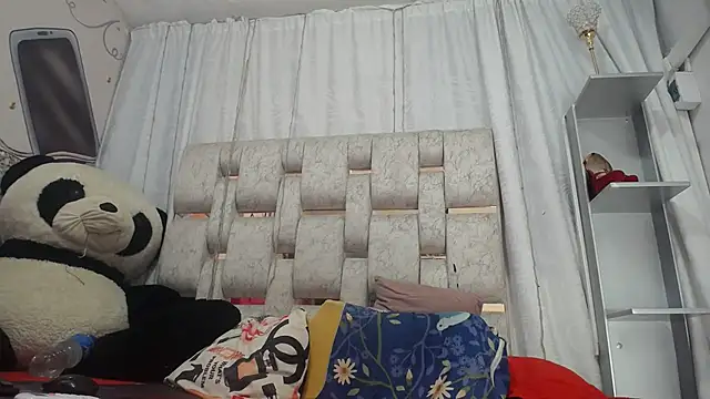 KEYRA-MILLER- online show from 19, 3, 2026