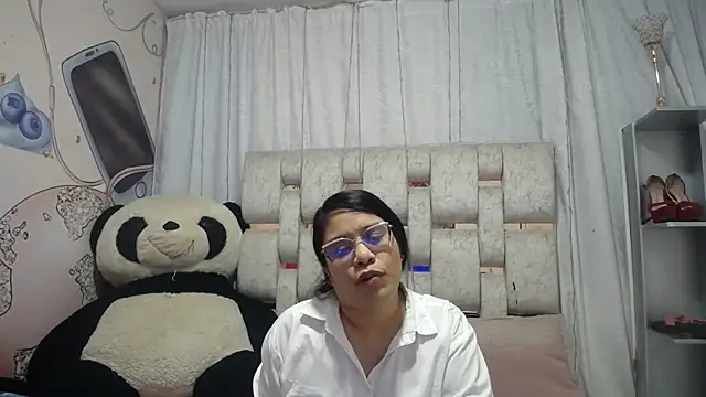 KEYRA-MILLER- online show from 10, 2, 2026