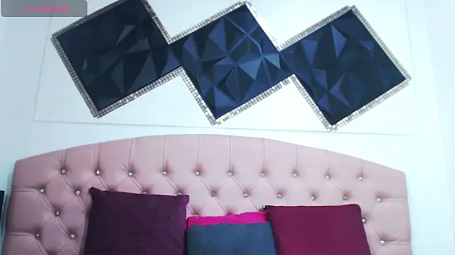 andrea safeira doll online show from 1, 3, 2025