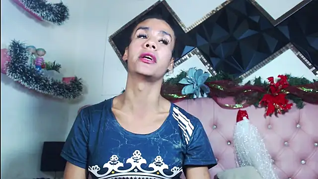 andrea safeira doll online show from 18, 12, 2025