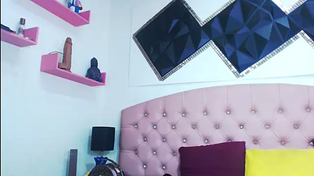 andrea safeira doll online show from 1, 10, 2025