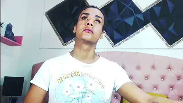 andrea safeira doll online show from 21, 9, 2025